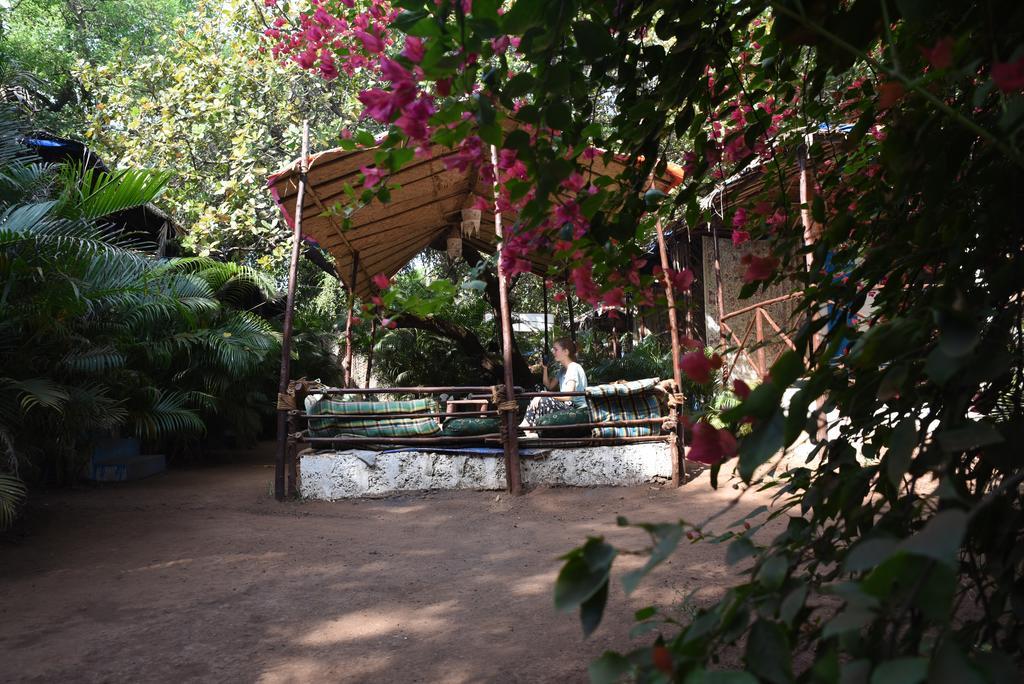 Rudra Holidays Guest House อารัมบล ภายนอก รูปภาพ