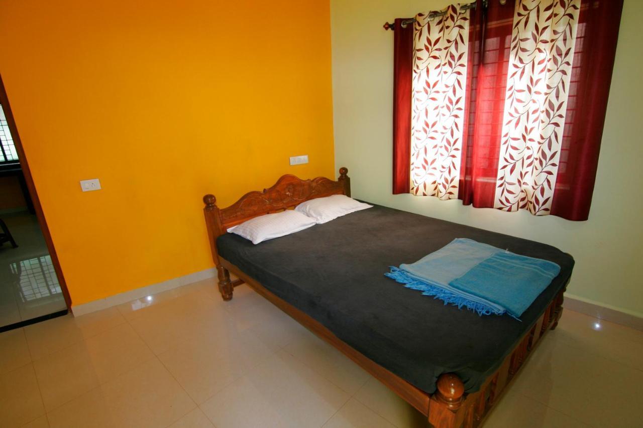 Rudra Holidays Guest House อารัมบล ภายนอก รูปภาพ